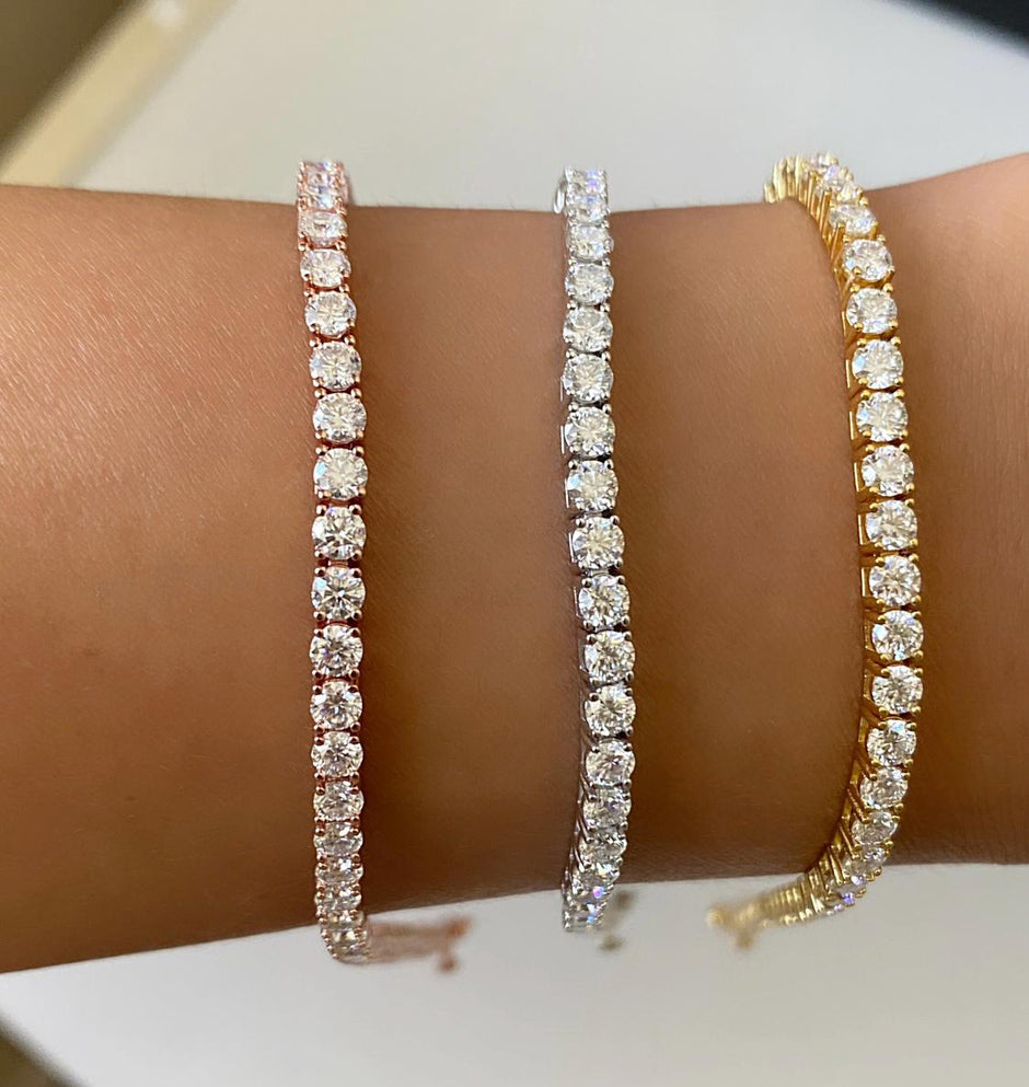 Moissanite Tennis Bracelet: Gold Plated, 5 Carats, Elegant Sparkle